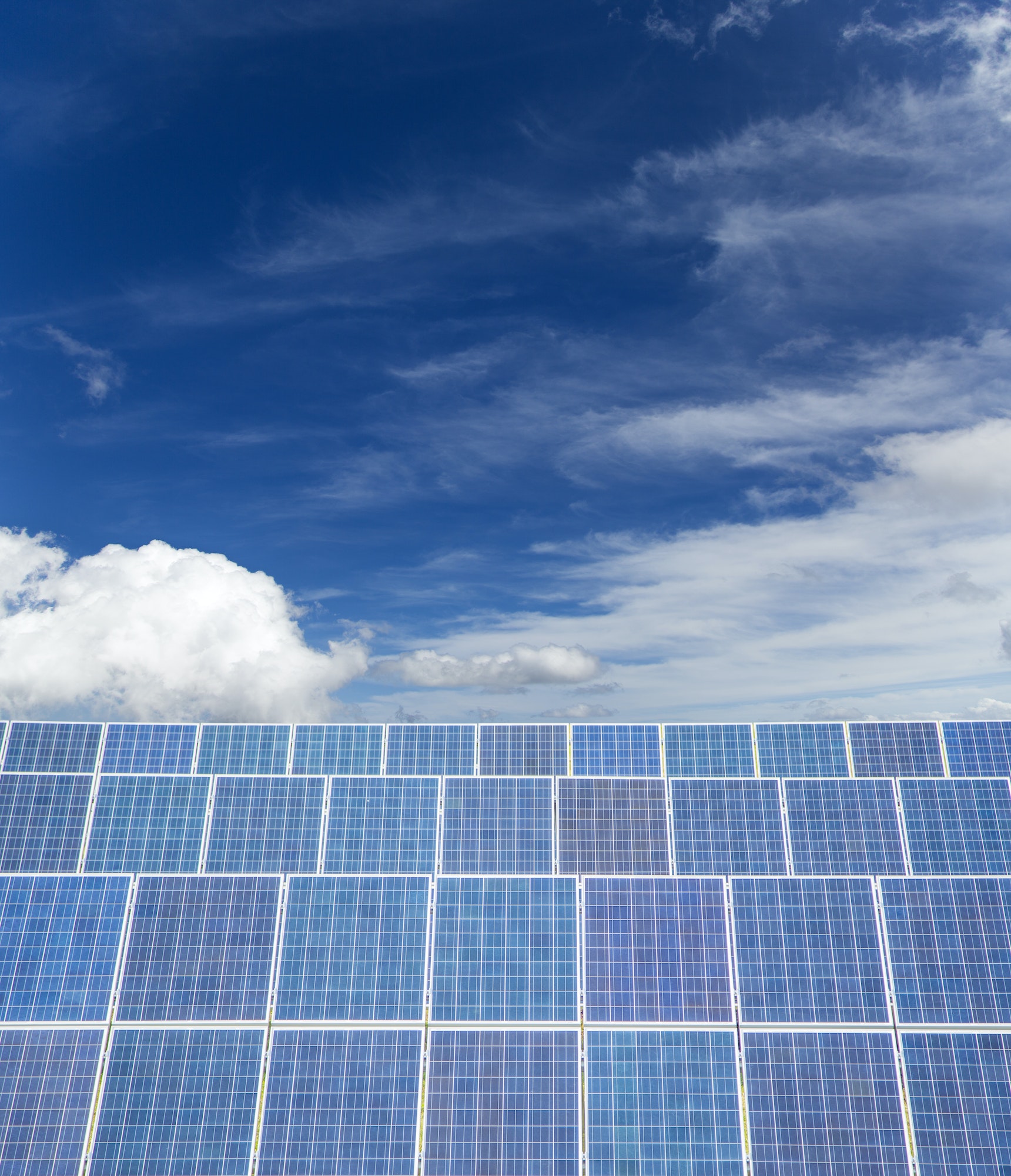 Beyond Black and Blue: The Spectrum of Solar Panel Colors and Their ...