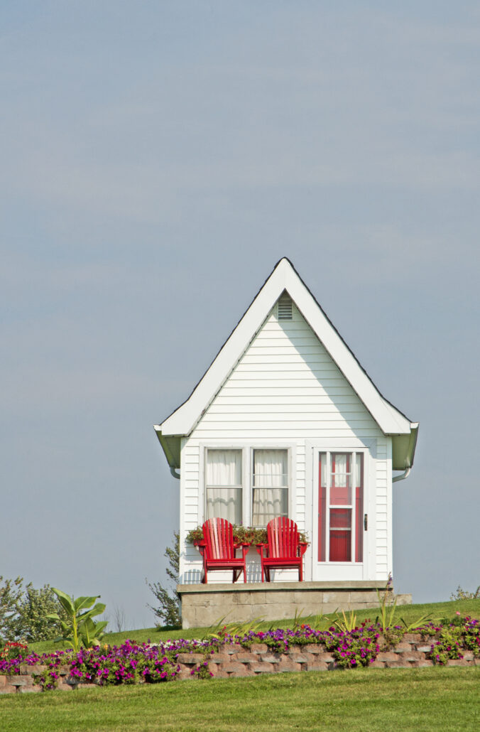 52767,Tiny House Exterior